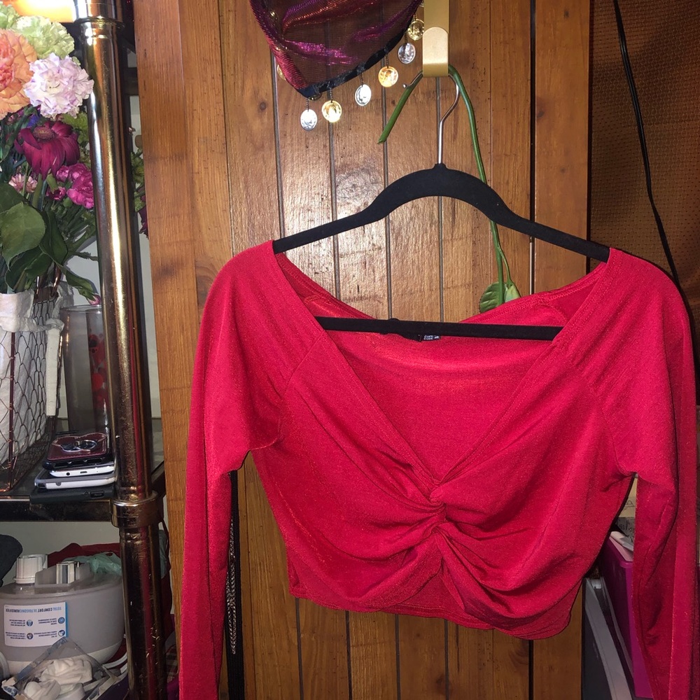 Red crop top 5/25